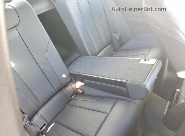 3MW23CM05S8F65958 2025 BMW 2 SERIES Silver Vista de los asientos traseros