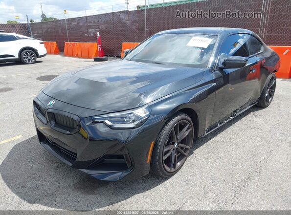 3MW23CM09R8E53948 2024 BMW 2 SERIES Black Przód lewy