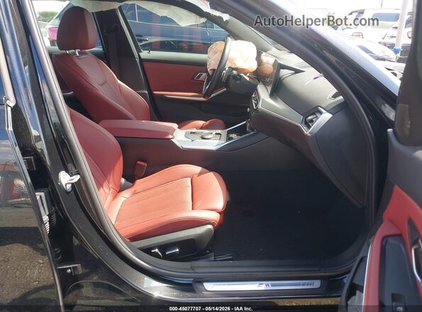 3MW49FF01P8D61445 2023 BMW M3 Black Вид салону спереду