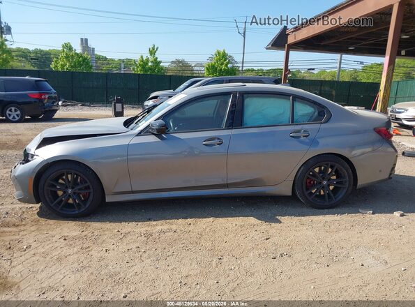 3MW49FF04R8E39588 2024 BMW M3 Gray Սալոնի 360 աստիճան տեսք