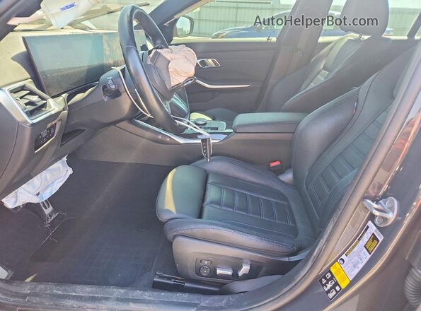 3MW49FF09P8D38379 2023 BMW M3 Серый Вид салона спереди