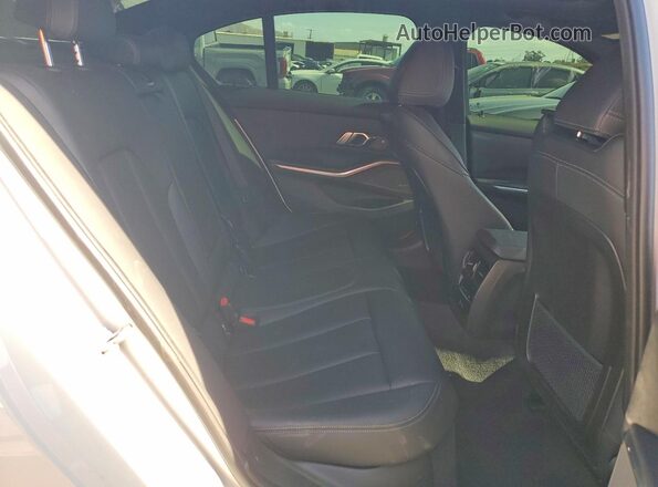 3MW49FS07P8C98017 2023 BMW M3 White Rear seats view