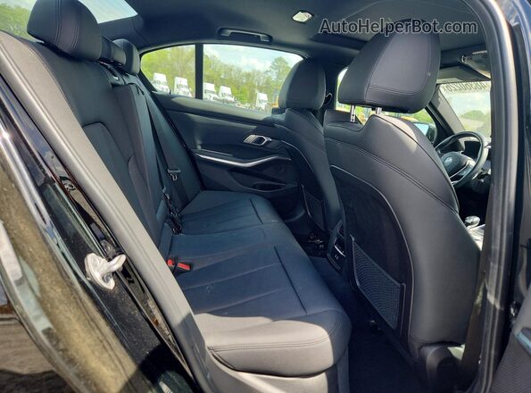 3MW5P7J0XM8B95073 2021 BMW 7 SERIES Black Widok tylnych siedzeń