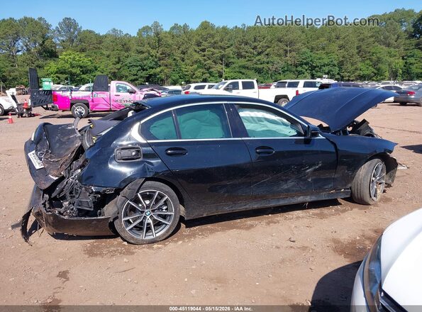 3MW5R1J04L8B20617 2020 BMW 3 SERIES Black Rear interior view