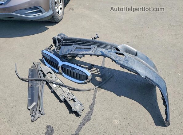 3MW5R1J07L8B15038 2020 BMW 3 SERIES Black Շարժիչի բաժամունքի տեսք