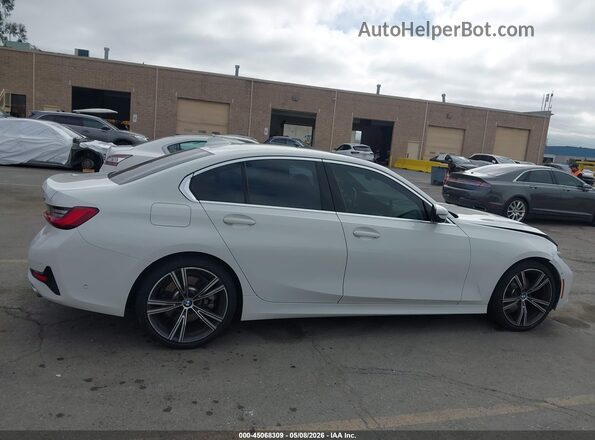 3MW5R1J09M8B90695 2021 BMW 7 SERIES White Widok wnętrza z tyłu