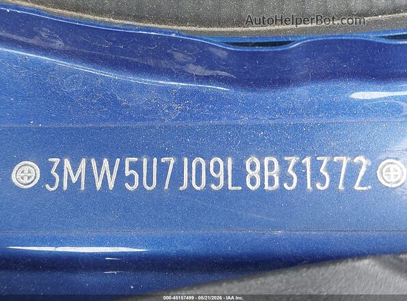 3MW5U7J09L8B31372 2020 BMW M3 Синий Вид подкапотного пространства