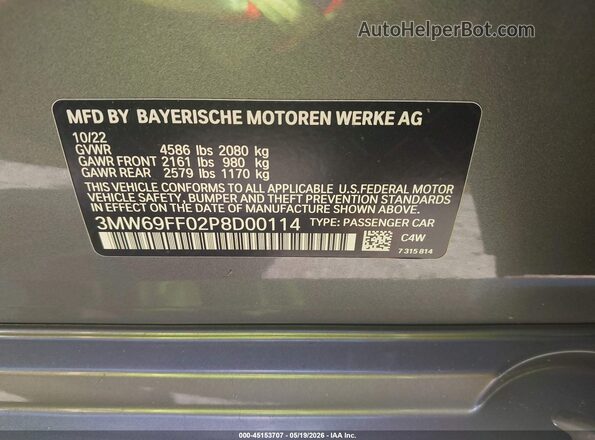 3MW69FF02P8D00114 2023 BMW 3 SERIES Gray Vista del compartimento del motor