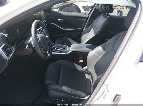 3MW69FF04R8E85267 2024 BMW 3 SERIES White Front interior view