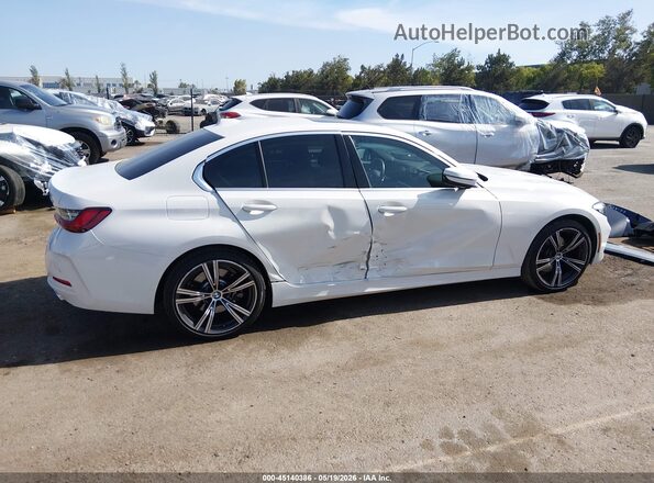 3MW69FF04R8E85267 2024 BMW 3 SERIES White Rear interior view