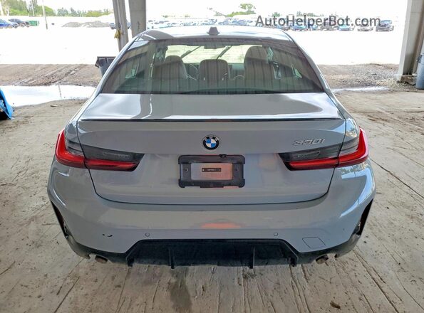3MW69FF06R8E61116 2024 BMW 3 SERIES Gray Вид ззаду
