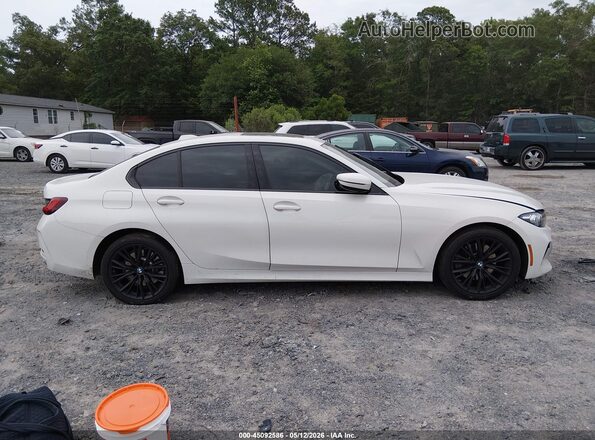3MW69FF09P8D00014 2023 BMW 3 SERIES White სალონის 360-გრადუსიანი ხედი