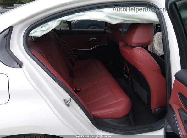 3MW69FF09P8D00014 2023 BMW 3 SERIES White VIN კოდის სტიკერის ხედი