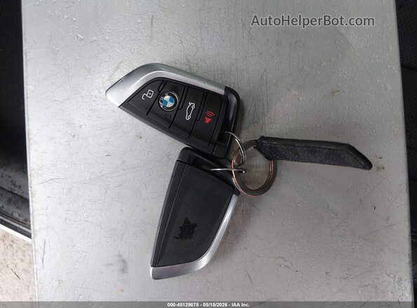 3MW69FT01S8F50652 2025 BMW M3 White Dashboard view