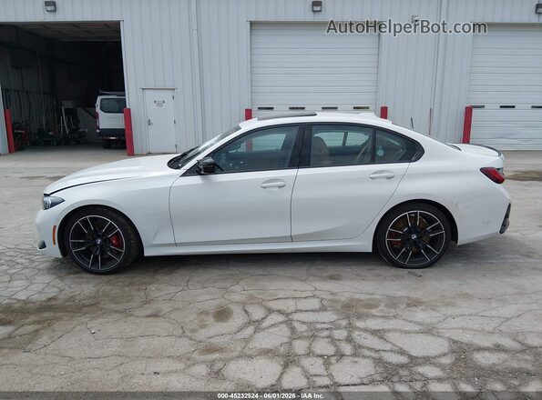 3MW69FT07T8G35643 2026 BMW M3 White Սալոնի 360 աստիճան տեսք