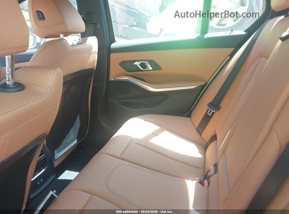 3MW89CW00T8F89656 2026 BMW 3 SERIES White Widok naklejki z numerem VIN