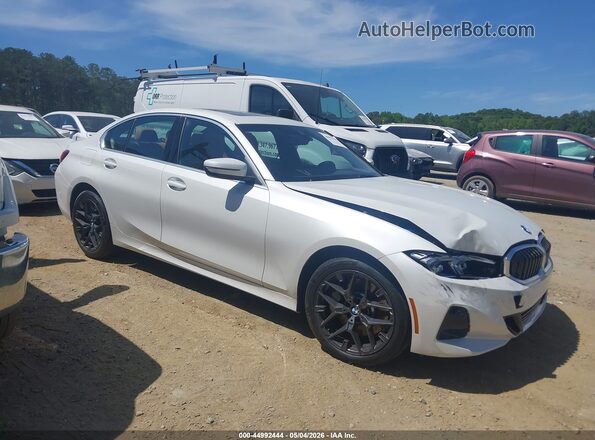 3MW89CW00T8F89656 2026 BMW 3 SERIES White Widok wnętrza z tyłu