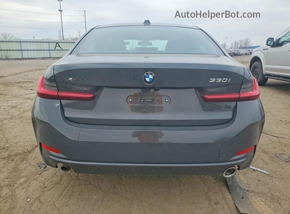 3MW89CW02S8F63493 2025 BMW 3 SERIES Gray Widok z tyłu