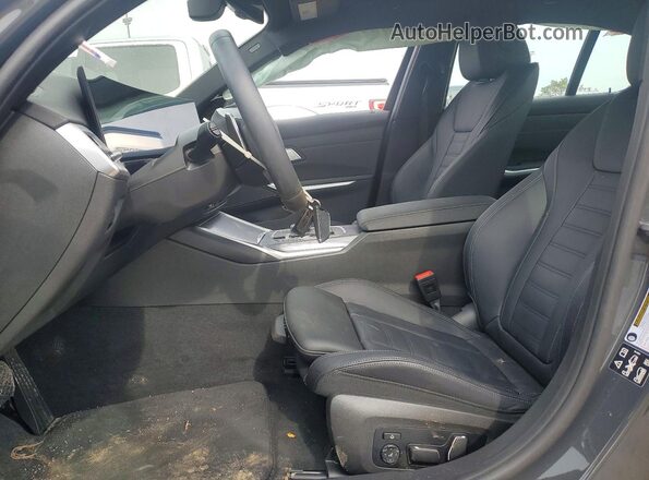 3MW89CW02S8F63493 2025 BMW 3 SERIES Gray Widok wnętrza z przodu