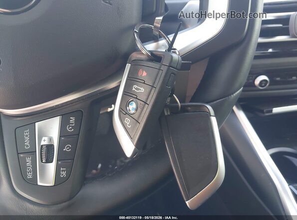 3MW89FF00R8E83122 2024 BMW 3 SERIES Gray Widok deski rozdzielczej