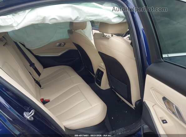 3MW89FF01P8D24008 2023 BMW 3 SERIES Blue Widok naklejki z numerem VIN