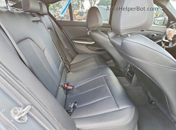 3MW89FF01R8E08137 2024 BMW 3 SERIES Gray Rear seats view