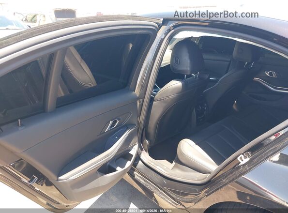3MW89FF09R8E30077 2024 BMW 3 SERIES Black Widok naklejki z numerem VIN