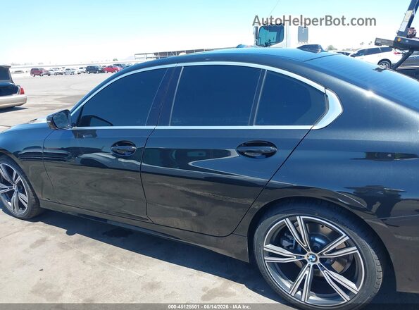 3MW89FF09R8E30077 2024 BMW 3 SERIES Black Widok wnętrza 360 stopni