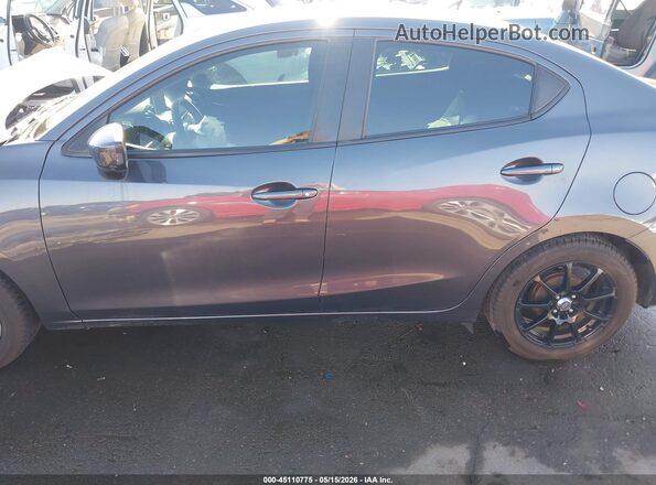 3MYDLBYV0HY155798 2017 TOYOTA YARIS IA Gray 