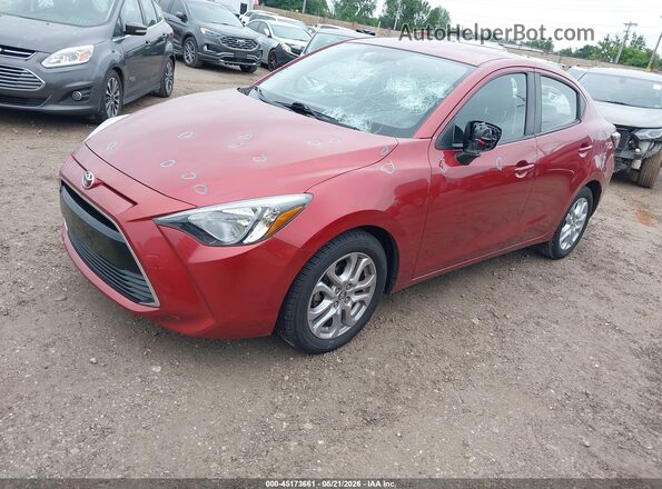 3MYDLBYV0HY185254 2017 TOYOTA YARIS IA Red Առջևի ձախ երեք քառորդ տեսարան
