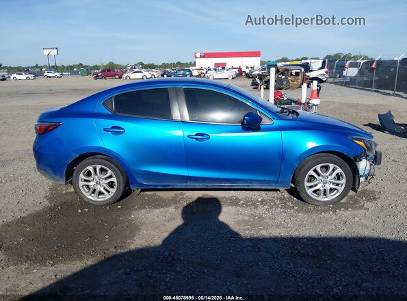 3MYDLBYV0JY325910 2018 TOYOTA YARIS IA Blue სალონის 360-გრადუსიანი ხედი