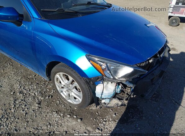 3MYDLBYV0JY325910 2018 TOYOTA YARIS IA Blue 