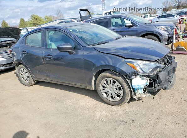 3MYDLBYV0KY521427 2019 TOYOTA YARIS Gray Przód prawy