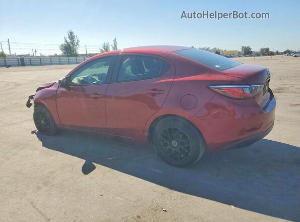 3MYDLBYV1JY333627 2018 TOYOTA YARIS Red Задня ліва чверть