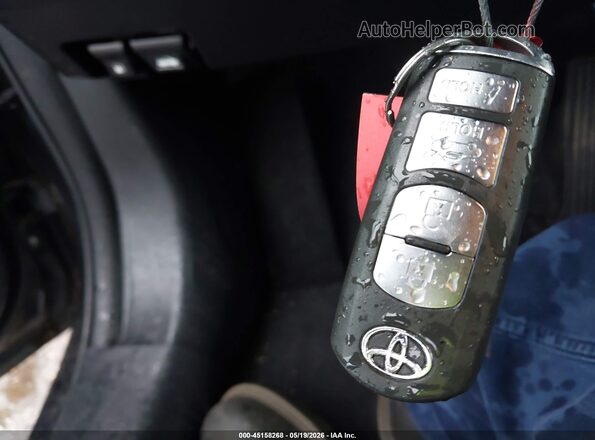 3MYDLBYV1KY513496 2019 TOYOTA YARIS Gray Вид панелі приладів