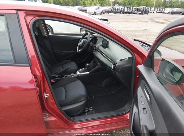 3MYDLBYV1KY519055 2019 TOYOTA YARIS Red Вид салону спереду