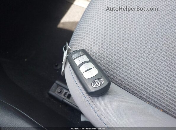 3MYDLBYV1KY524661 2019 TOYOTA YARIS Blue Vista del salpicadero