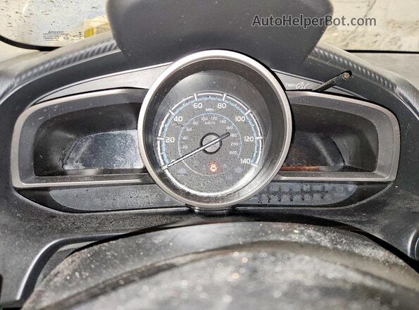 3MYDLBYV2KY516388 2019 TOYOTA YARIS Синий Вид щитка приборов
