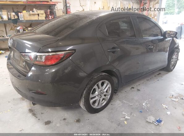 3MYDLBYV3HY185622 2017 TOYOTA YARIS IA Gray Հետևի աջ
