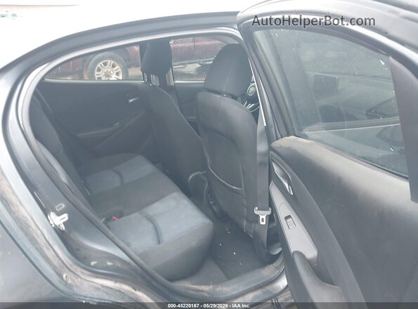3MYDLBYV4HY175245 2017 TOYOTA YARIS IA Gray Vista de la etiqueta del VIN