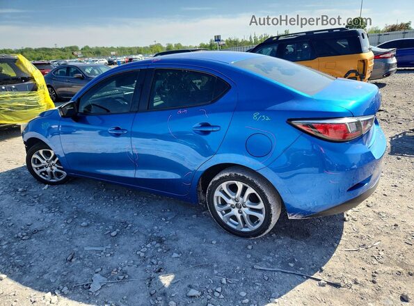 3MYDLBYV4JY331113 2018 TOYOTA YARIS Blue 
