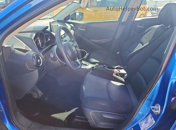 3MYDLBYV4JY331113 2018 TOYOTA YARIS Blue 