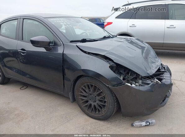 3MYDLBYV4KY503495 2019 TOYOTA LE Gray 