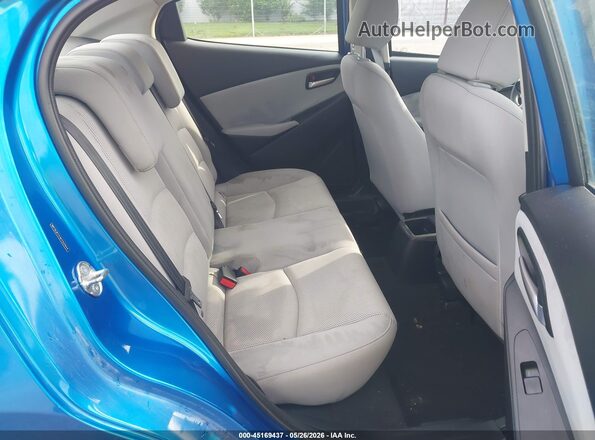 3MYDLBYV4KY521544 2019 TOYOTA YARIS Blue VIN კოდის სტიკერის ხედი