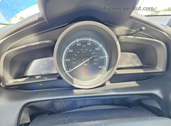 3MYDLBYV5KY506650 2019 TOYOTA YARIS Blue 