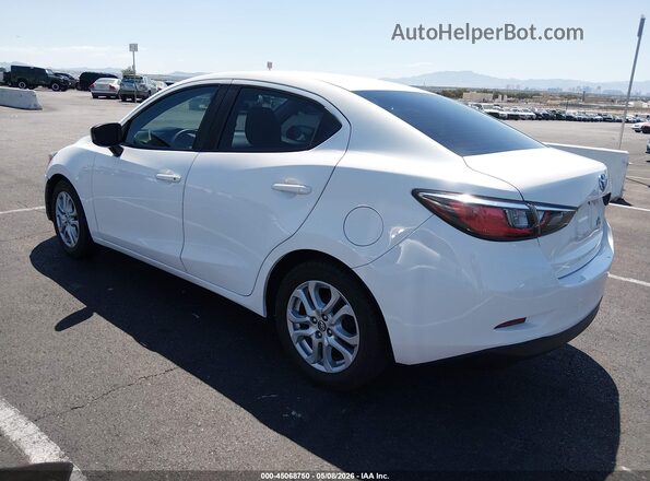 3MYDLBYV6HY190619 2017 TOYOTA YARIS IA White Rear left