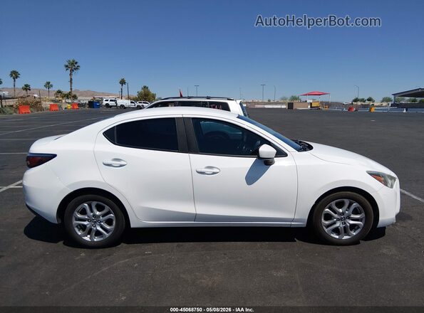 3MYDLBYV6HY190619 2017 TOYOTA YARIS IA White Rear interior view