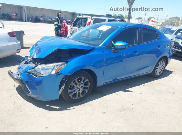 3MYDLBYV7JY311566 2018 TOYOTA YARIS IA Blue Առջևի ձախ երեք քառորդ տեսարան