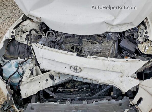 3MYDLBYV7JY320641 2018 TOYOTA YARIS White Rear interior view