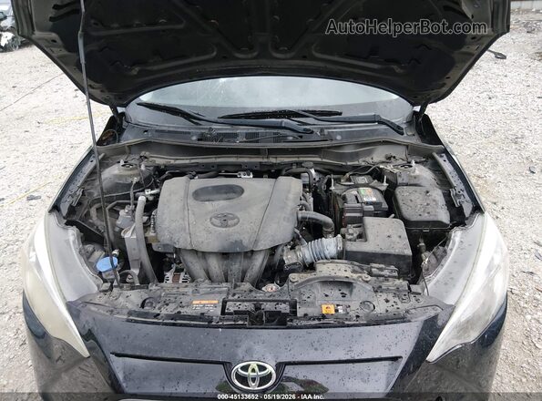 3MYDLBYV7KY514412 2019 TOYOTA YARIS Black Widok z tyłu